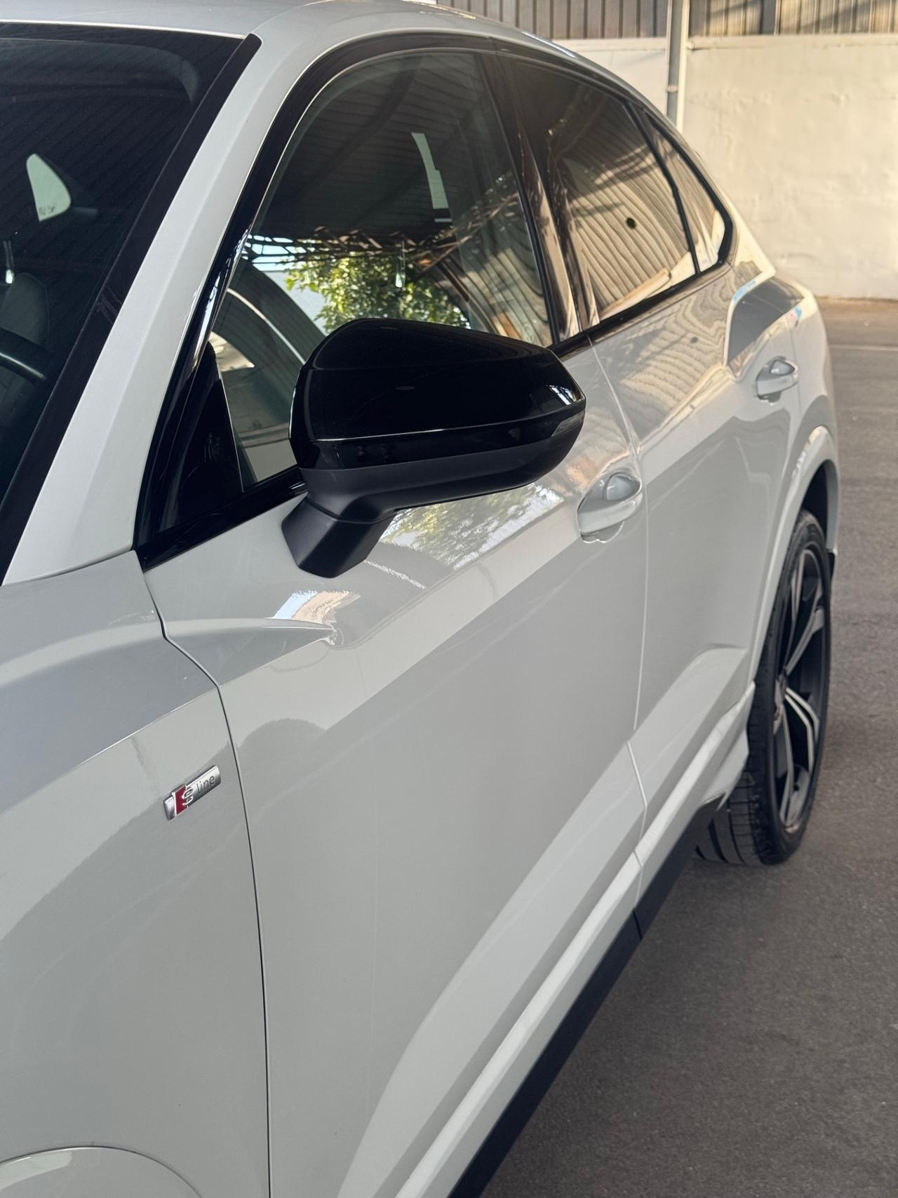 Audi Q3 35 TDI S tronic line edition 2.0 150cv automatica 12 mesi garanzia