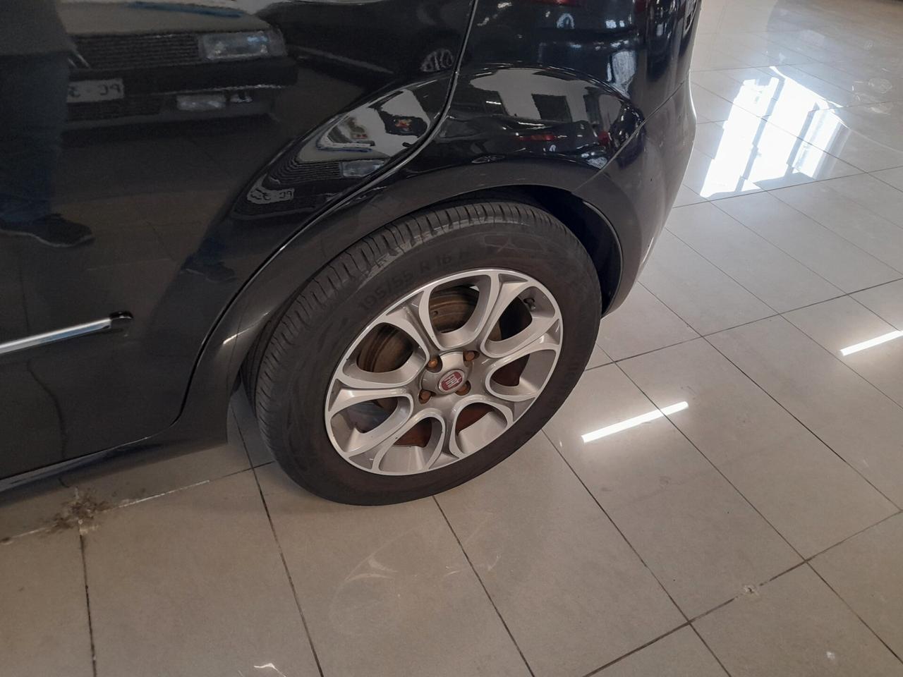 Fiat Punto Evo 1.4 16V 5 porte S&S Emotion