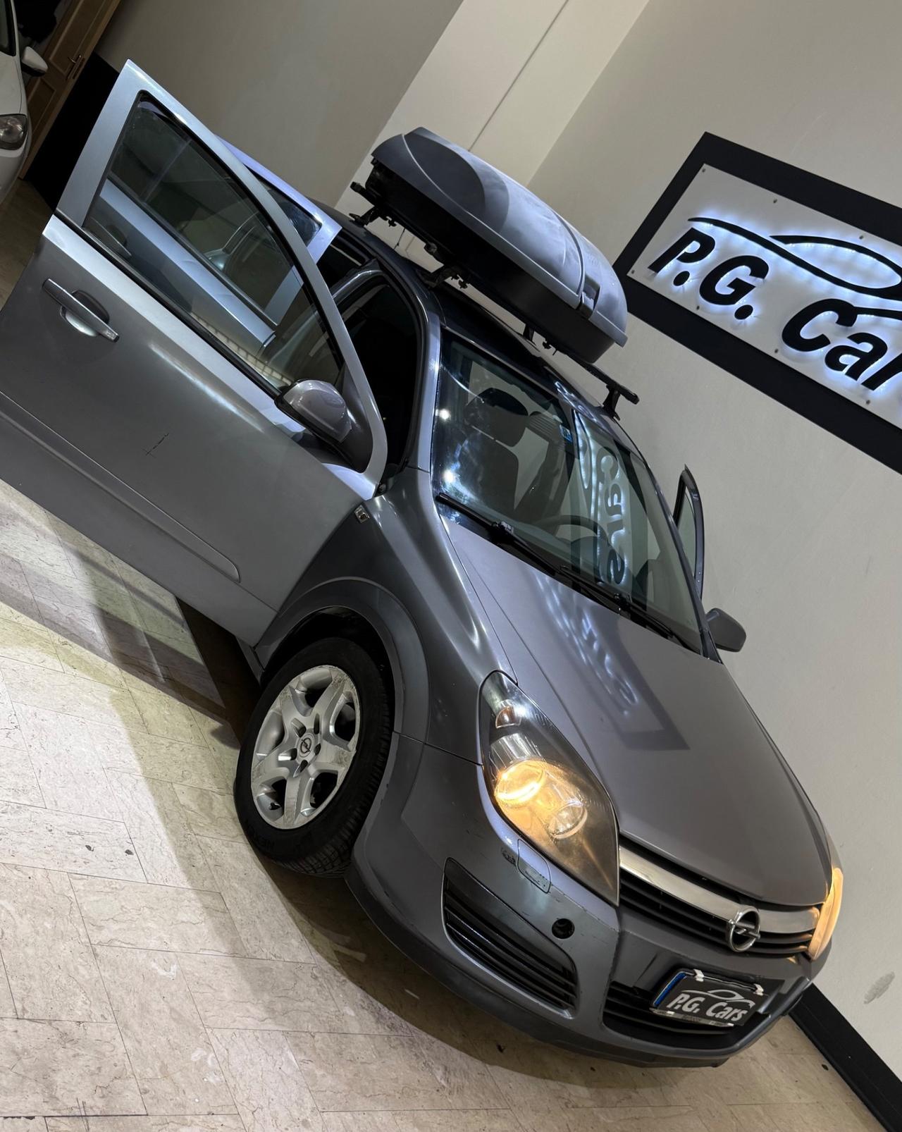 Opel Astra 1.3 CDTI 5 porte Enjoy
