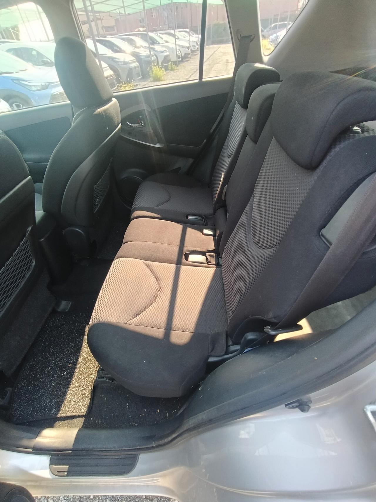 Toyota RAV 4 RAV4 Crossover 2.2 D-4D 150 CV DPF Luxury