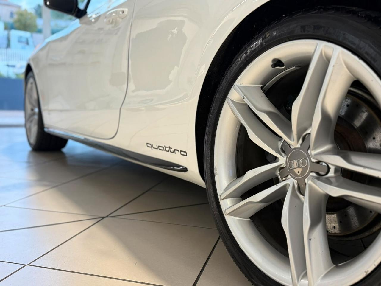 Audi S5 4.2 V8 quattro