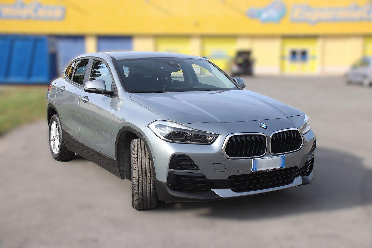 BMW X2 sDrive18d Business-X