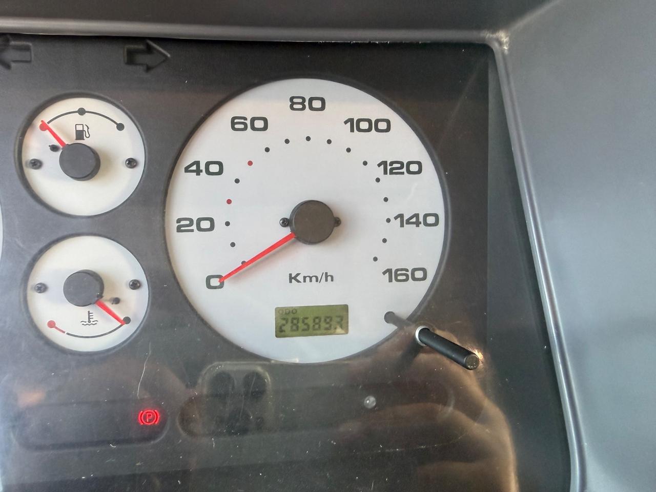 Nissan Cabstar 3.0 Diesel 120 Cv Trilaterale
