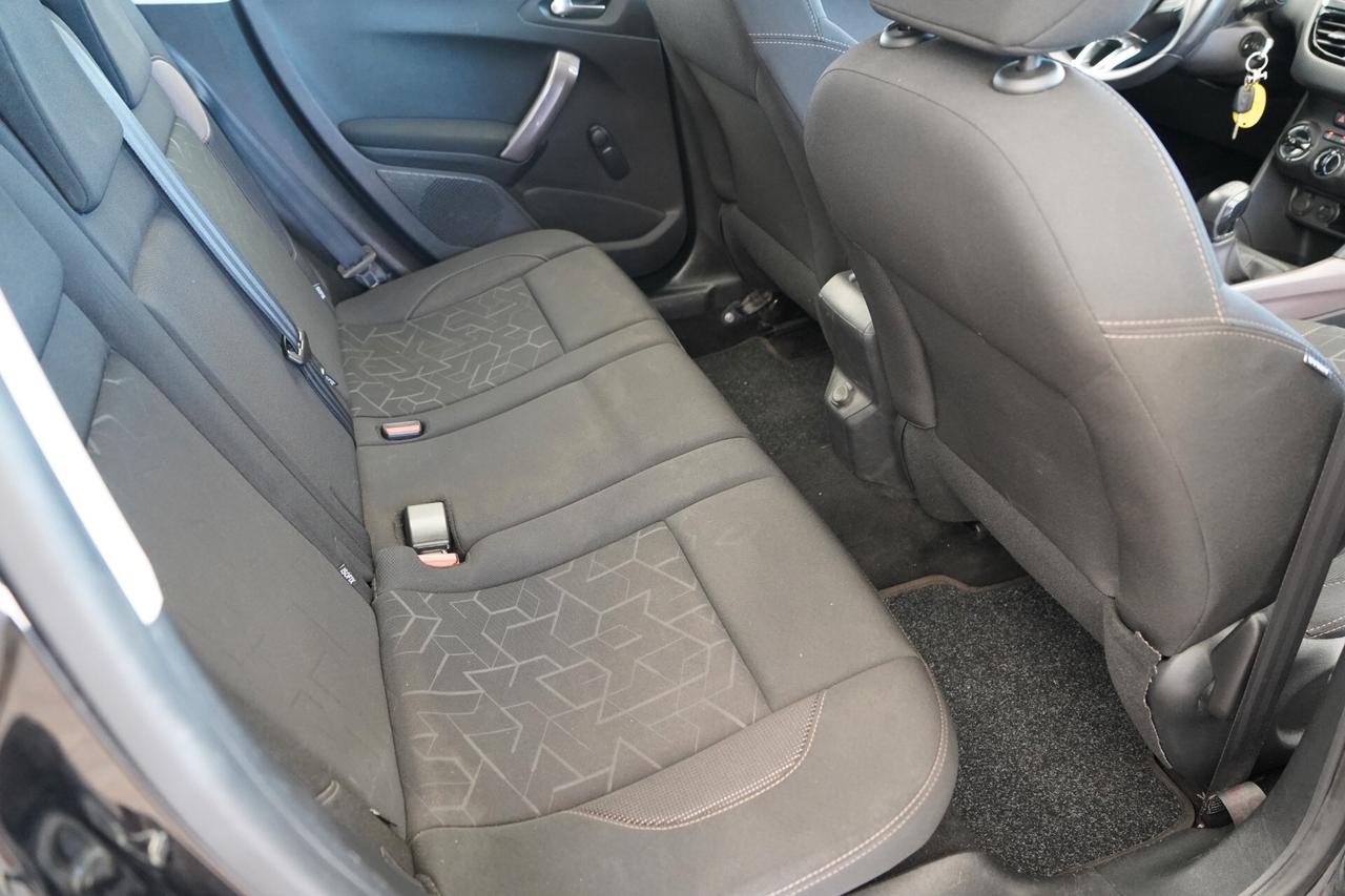 Peugeot 2008 BlueHDi 100 Active