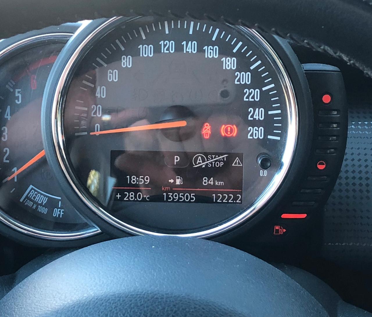 Mini Cooper D 5porte 1.5 Business auto tetto panoramico apribile