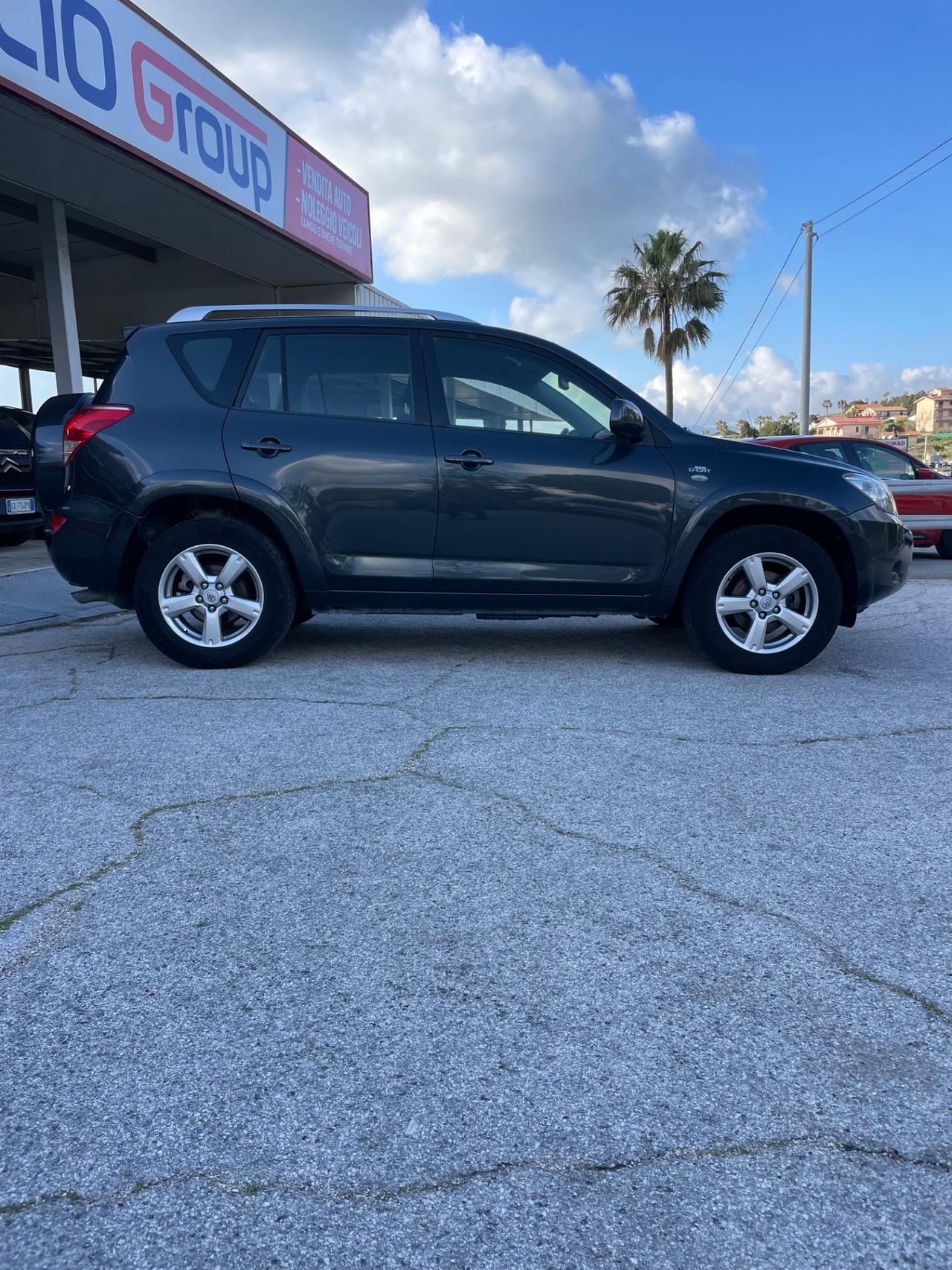 Toyota RAV 4 RAV4 2.2 D-4D 177 CV Luxury