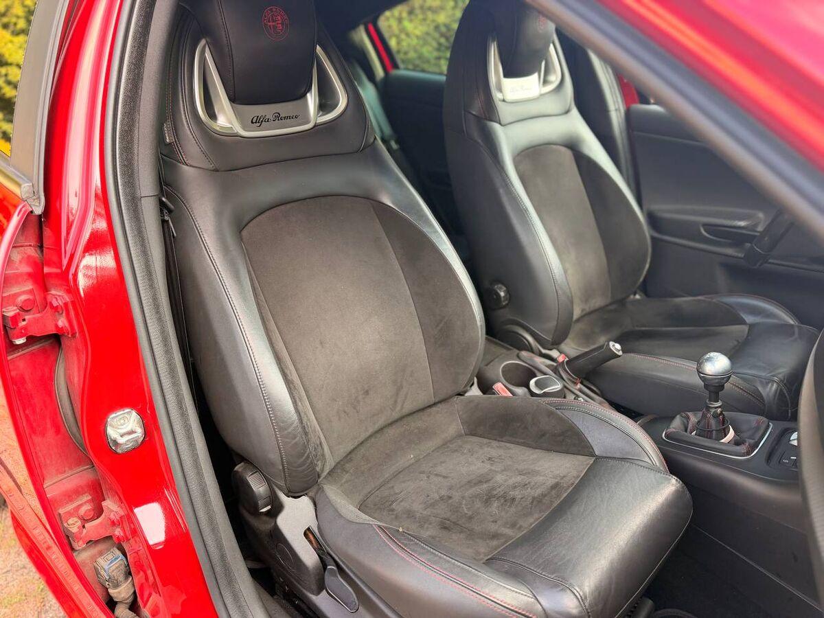 Alfa Romeo Giulietta 2.0 jtdm Exclusive 150cv E6