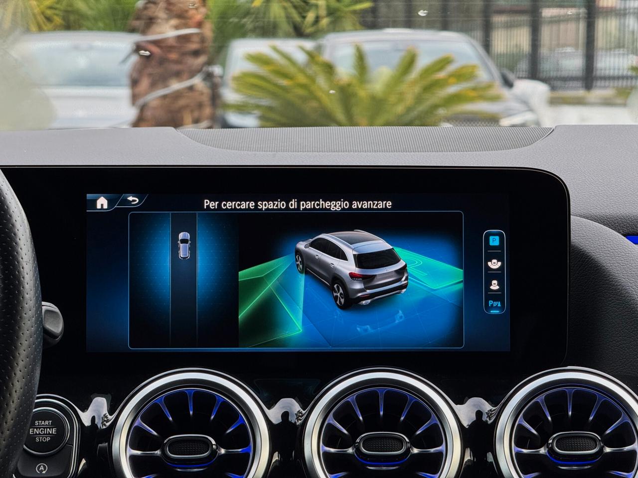 Mercedes-Benz GLA 200 d AMG Premium TETTO MULTIBEAM