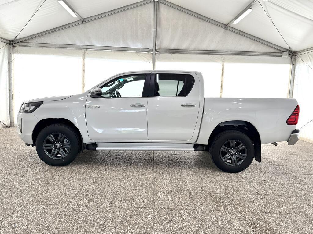 Toyota Hilux Double Cab 2.4 D-4D Lounge A/T