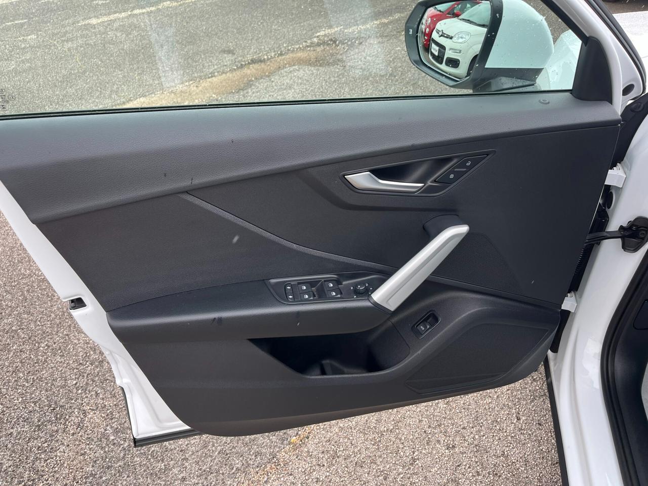 Audi Q2 30 TFSI Business