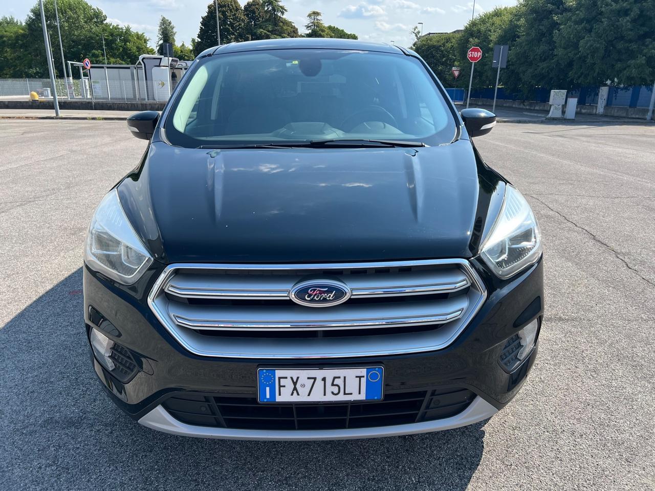 Ford Kuga 1.5 TDCI 120 CV S&S 2WD Powershift Edition