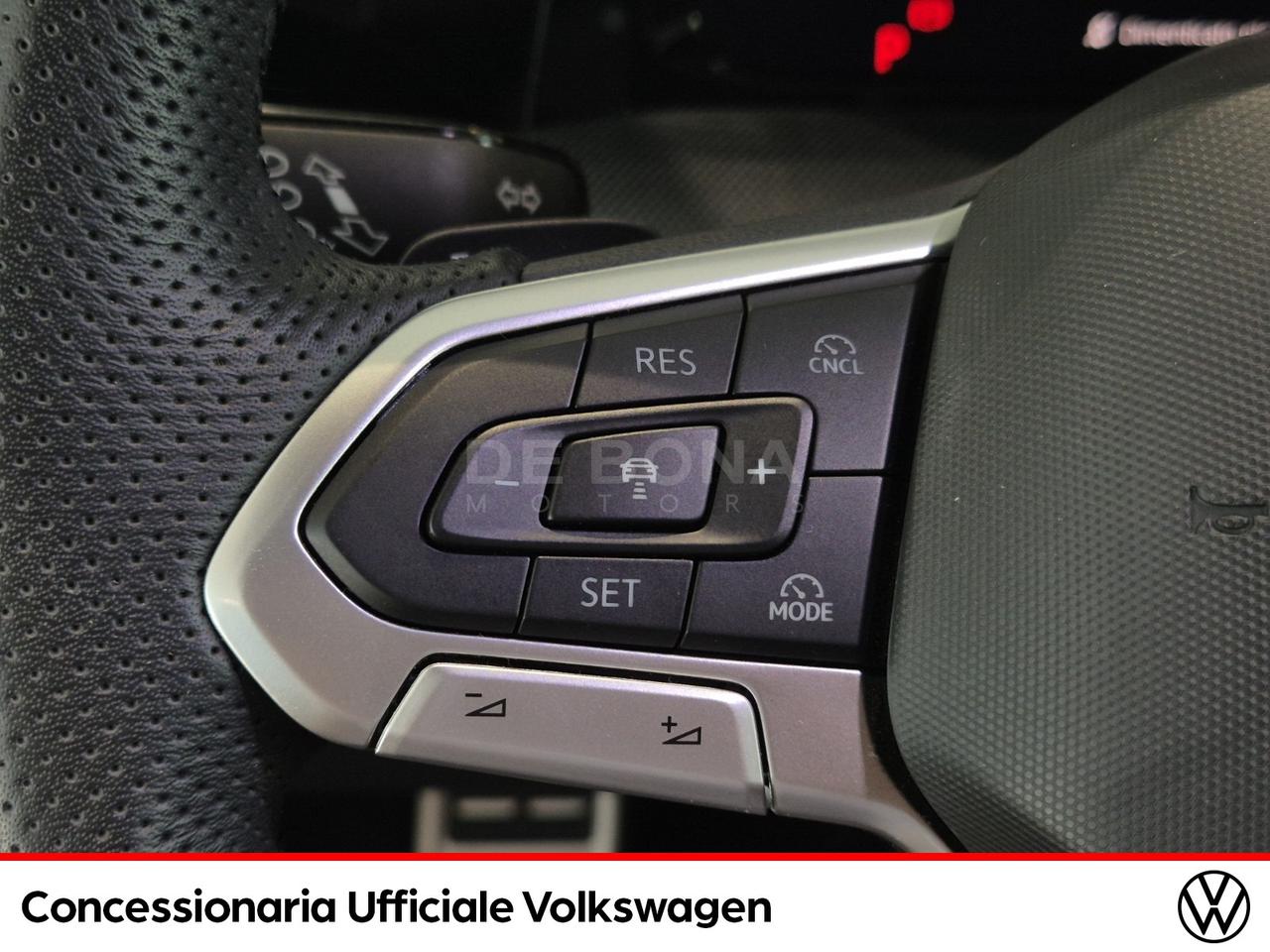 Volkswagen Golf 2.0 tdi r-line plus 150cv dsg