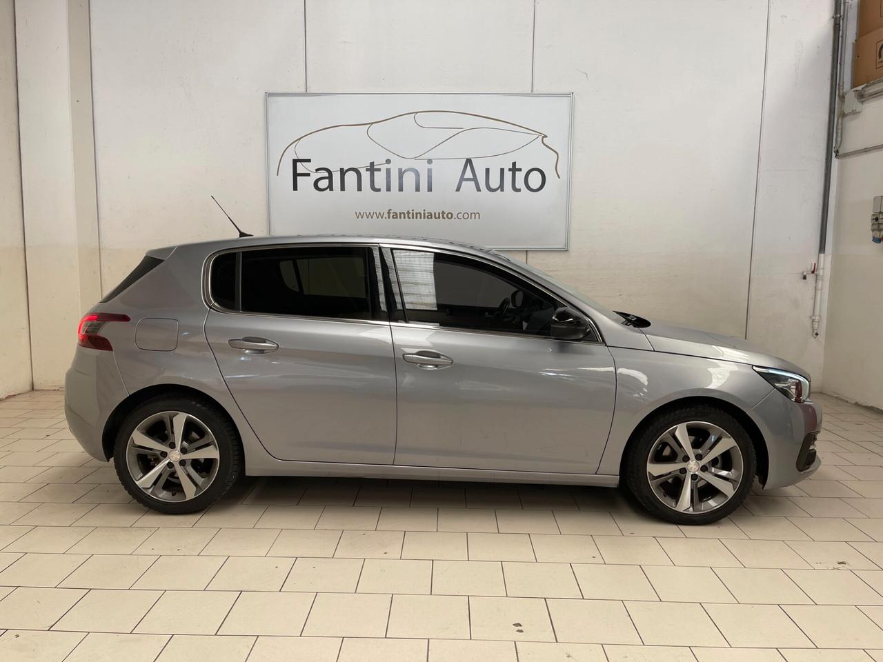 Peugeot 308 Allure 1.2 131cv-LEGGI SOTTO
