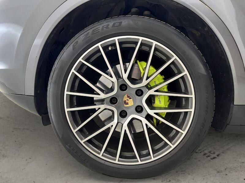 Porsche Cayenne Cayenne 3.0 V6 E-Hybrid