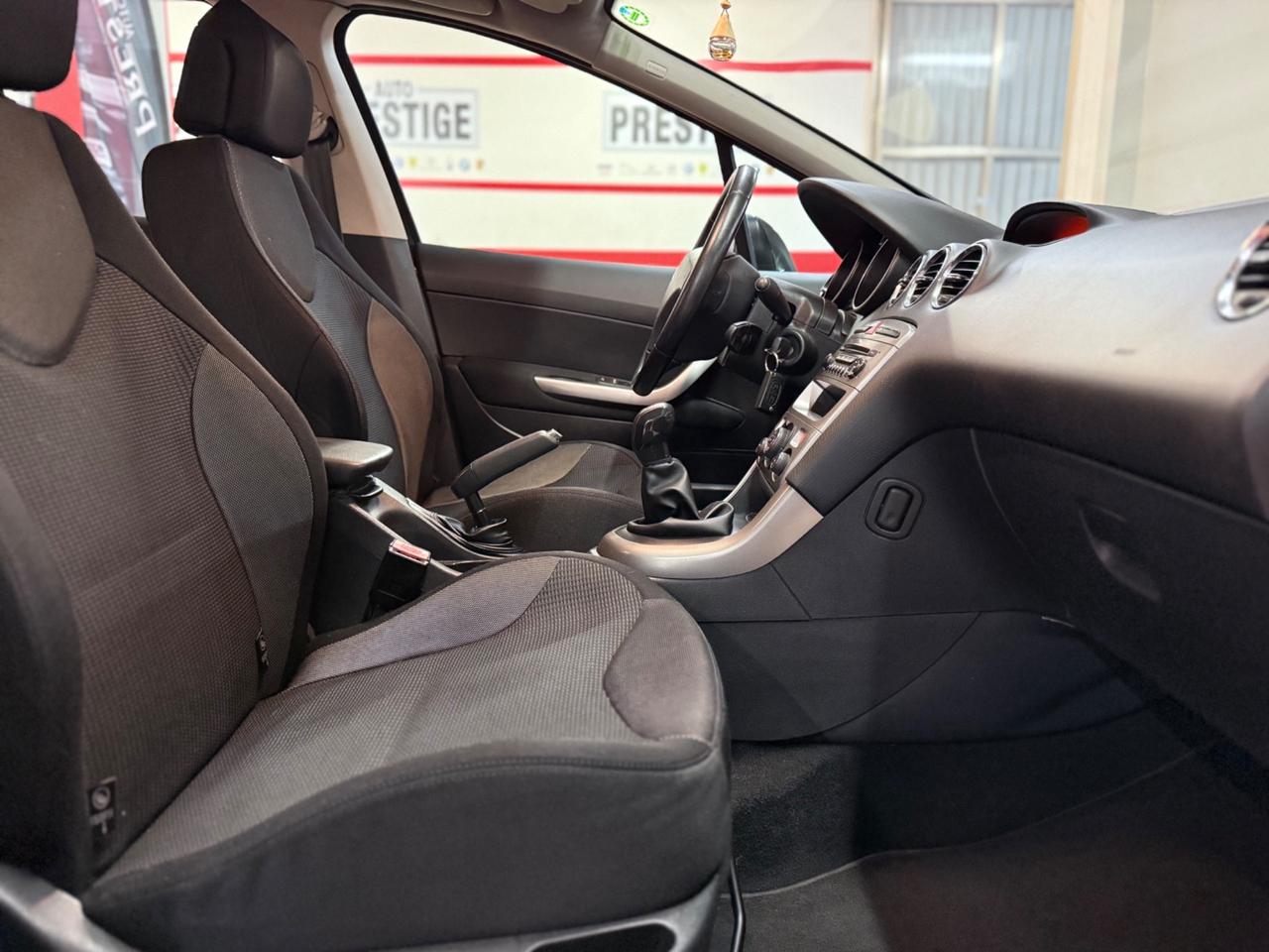 Peugeot 308 1.6 HDi 90CV FAP 5p. Comfort