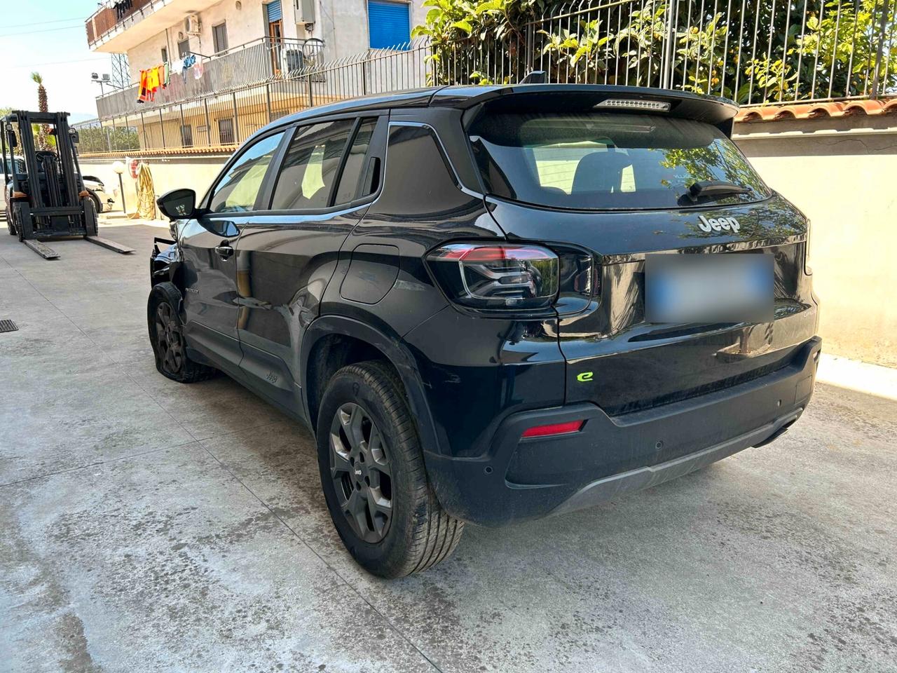 Jeep Avenger 1.2 MHEV 100CV - 2024 Incidentata