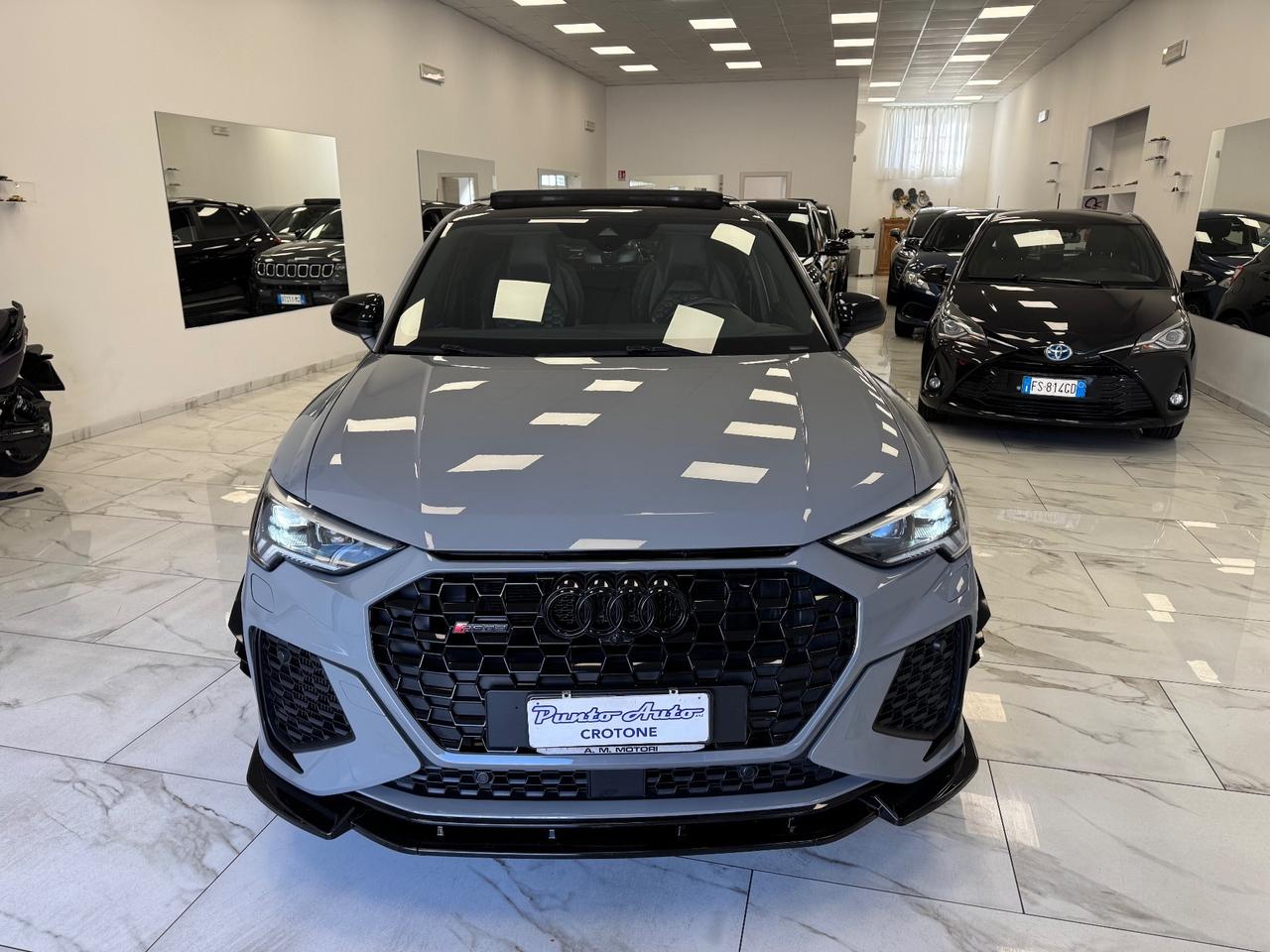 Audi Q3 RS quattro S tronic