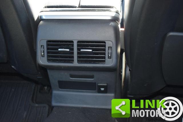 LAND ROVER Range Rover Velar 2.0D I4 204 CV R-Dynamic