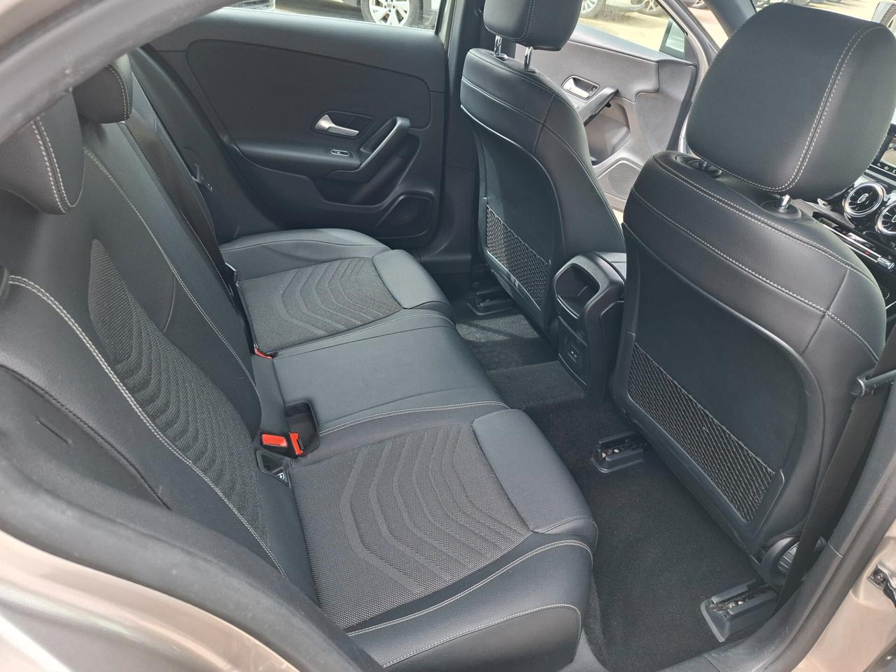 Mercedes-benz A 180 d Business