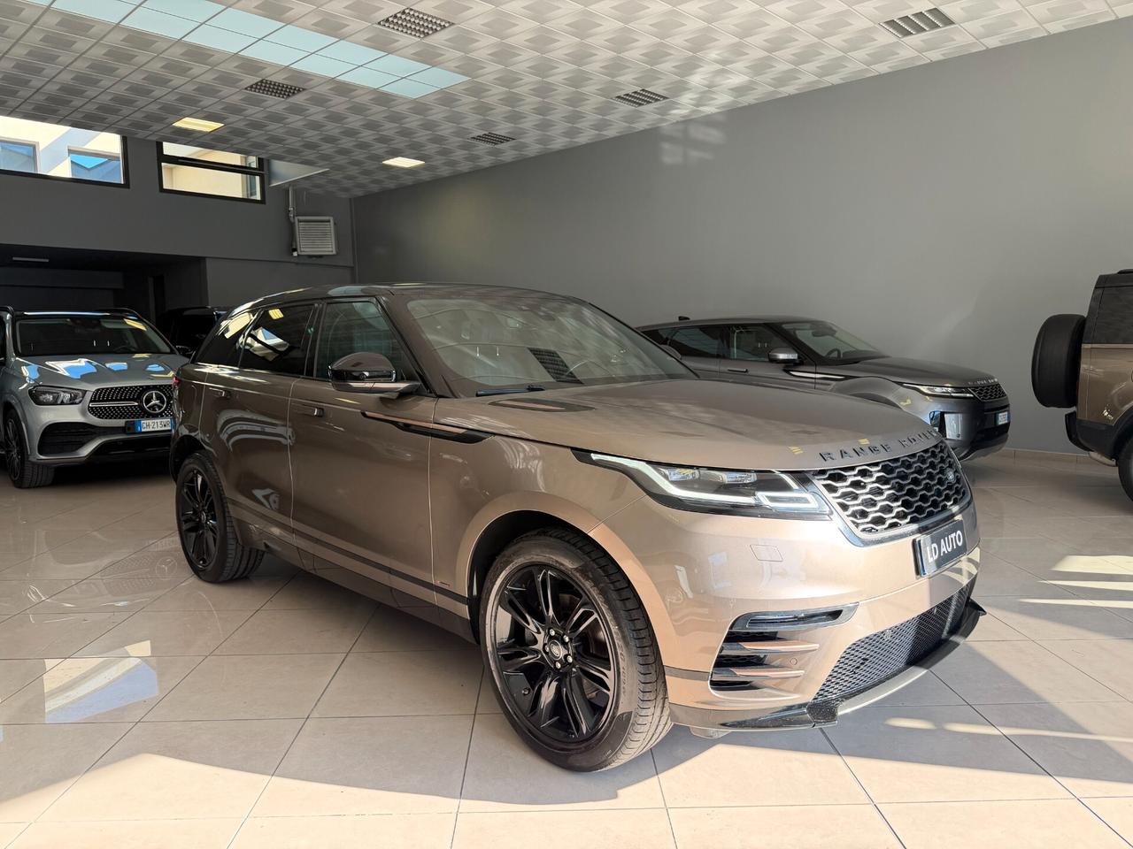 Land Rover Range Velar 2.0D I4 240 CV R-Dynamic MOTORE NUOVO