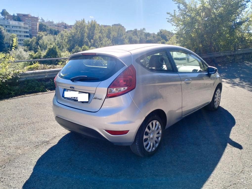 Ford Fiesta 3 Porte Fiesta 3p 1.2 16v km 85000 Originali.