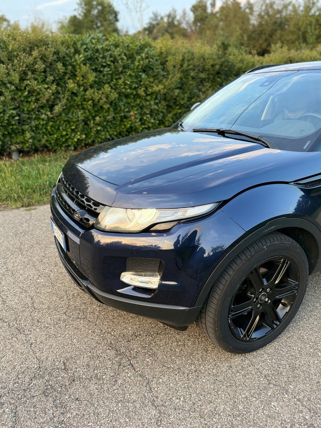 Land Rover Range Evoque 2.2 Sd4 5p. Pure
