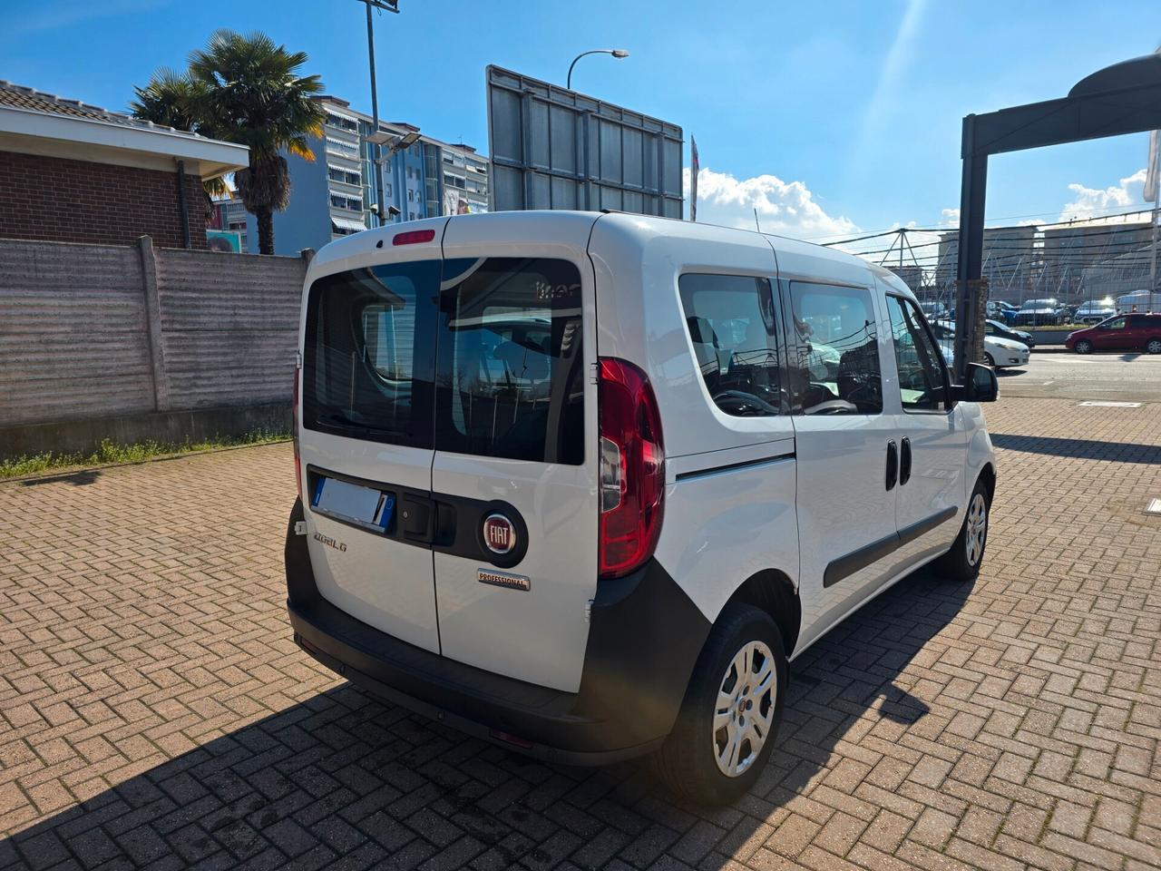 FIAT DOBLO' 1.6 MJT COMBI N1 5 POSTI