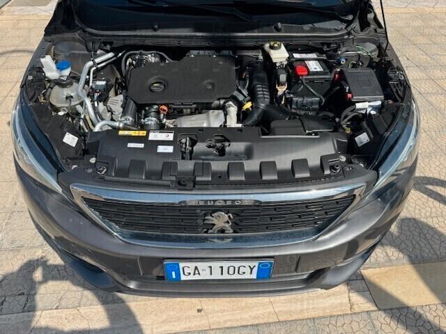 Peugeot 308 BlueHDi 130 S&S SW Navi-Carplay-led-Pdc