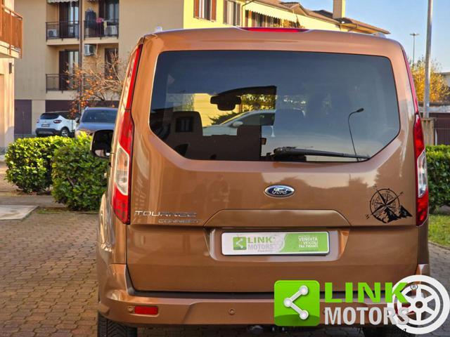 FORD Tourneo Connect 1.6 TDCi 115 CV Titanium GancioTraino