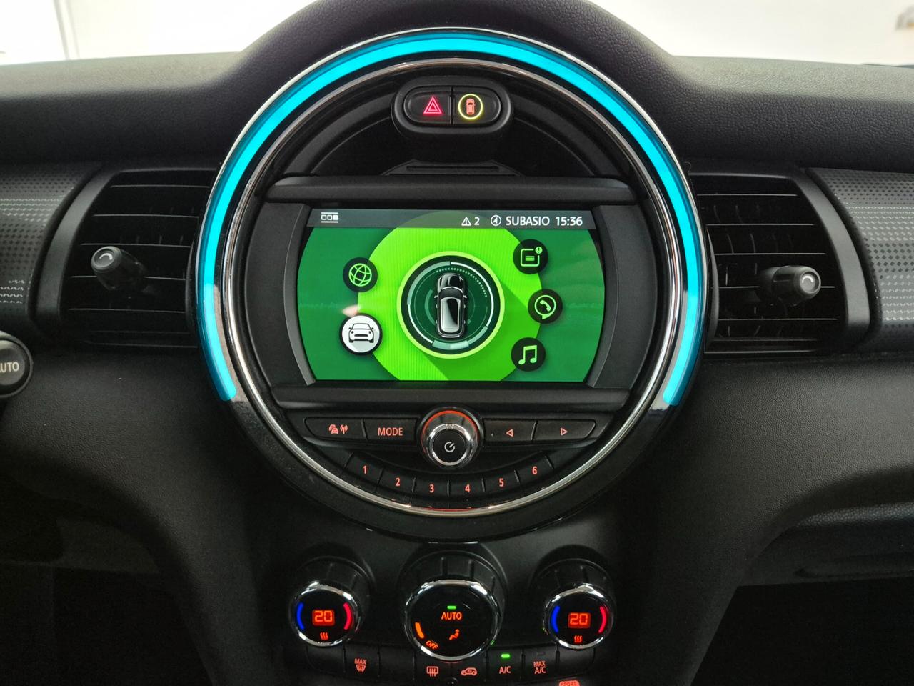 Mini Cooper D 1.5 Business 5 porte