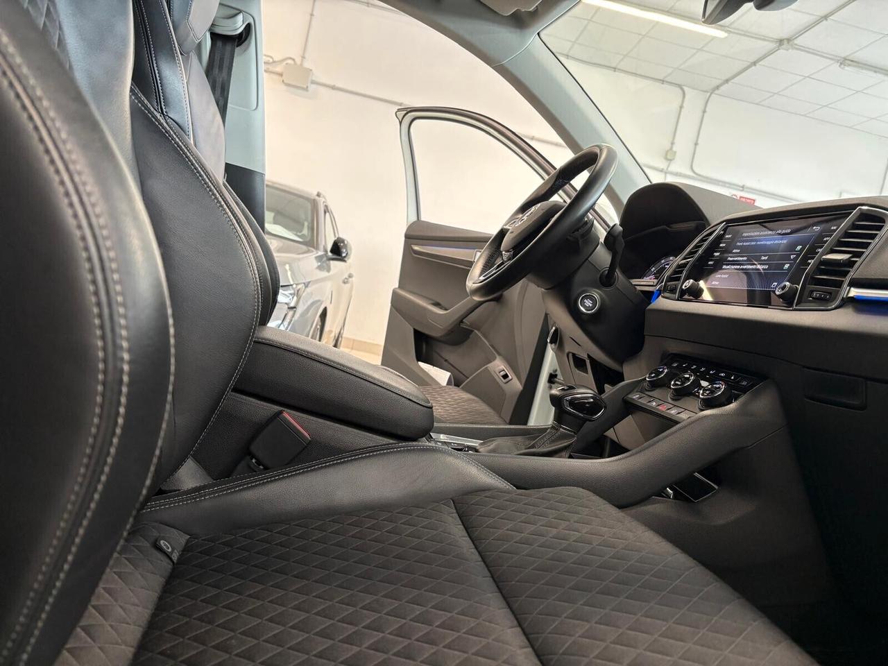 Skoda Karoq STYLE 1.5 TSI ACT DSG UNICO PR.
