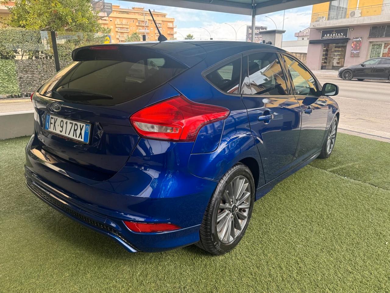 Ford Focus 1.5 TDCi 120 CV Start&Stop Powershift Titanium