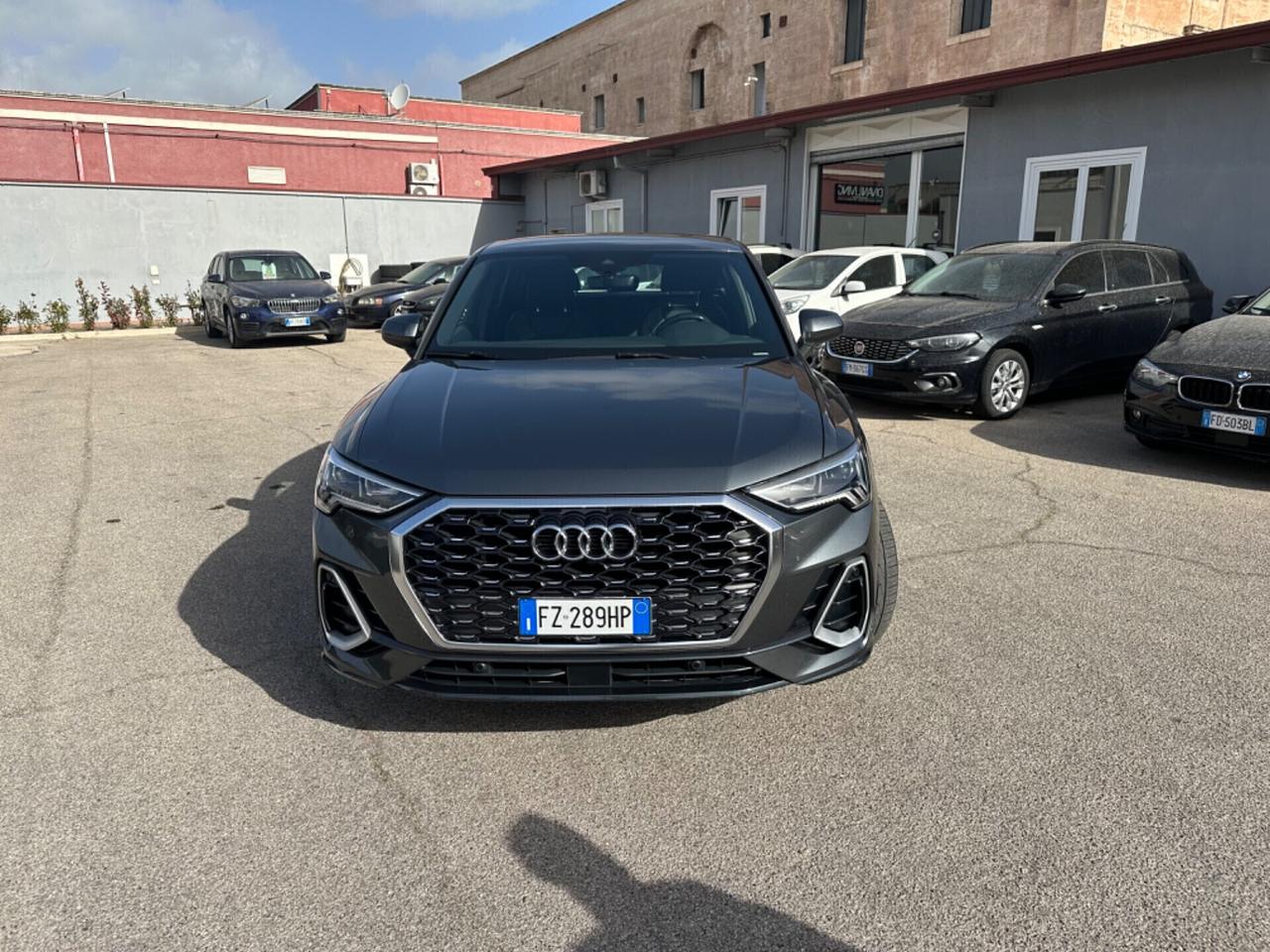 Audi Q3 35 TDI quattro S tronic Business