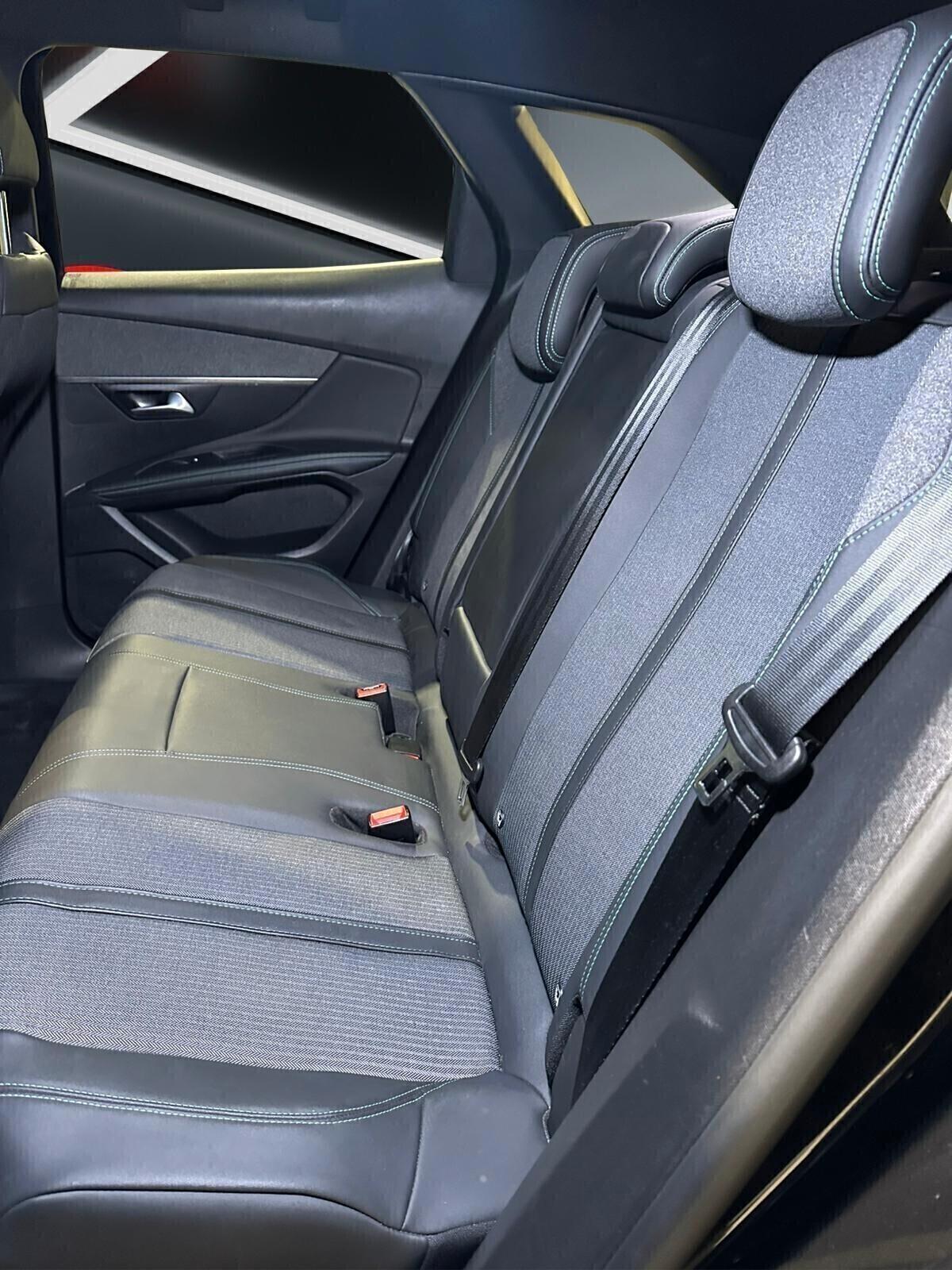 Peugeot 3008 1.6 hybrid4 Allure Pack PROMO FINANZIARIA 4WD IVA ESPOSTA