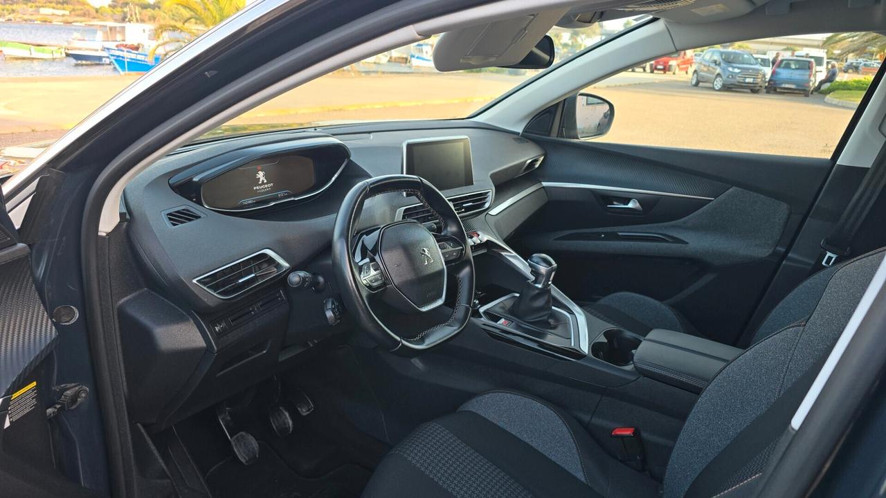 Peugeot 3008 BlueHDi 130 S&S Business