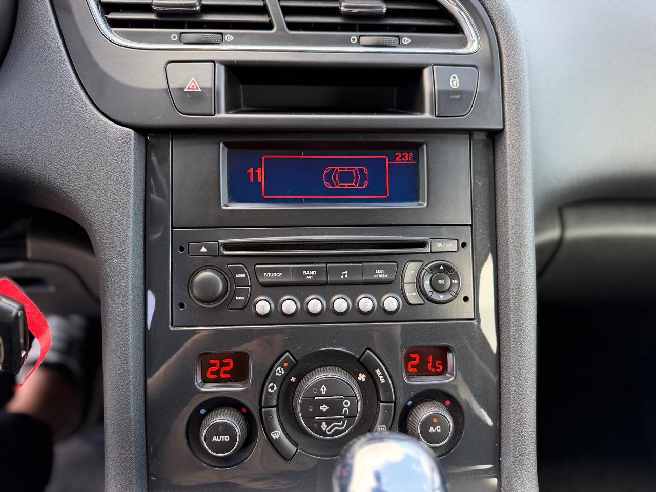 Peugeot 5008 1.6 hdi 110cv Premium Automatica 7 Posti