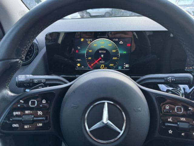 MERCEDES-BENZ GLA 180 Executive Automatic 2.0cc 116cv CAMERA POSTERIORE