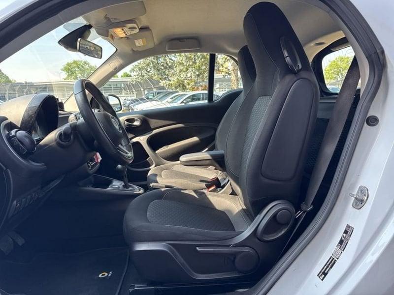 smart fortwo EQ PASSION 22KW
