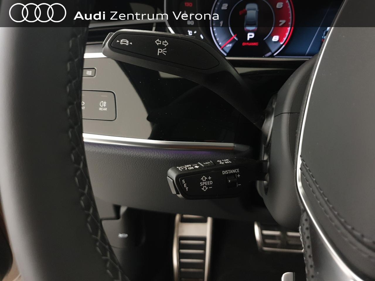 4.0TFSI 571CV quattro tiptronic Sport Attitude