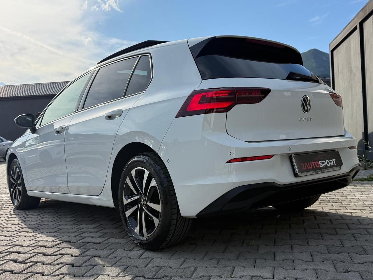 VOLKSWAGEN 8 2.0 TDI GANCIO TETTO UNICOPROPRIETARIO TETTO APRIBILE 2021