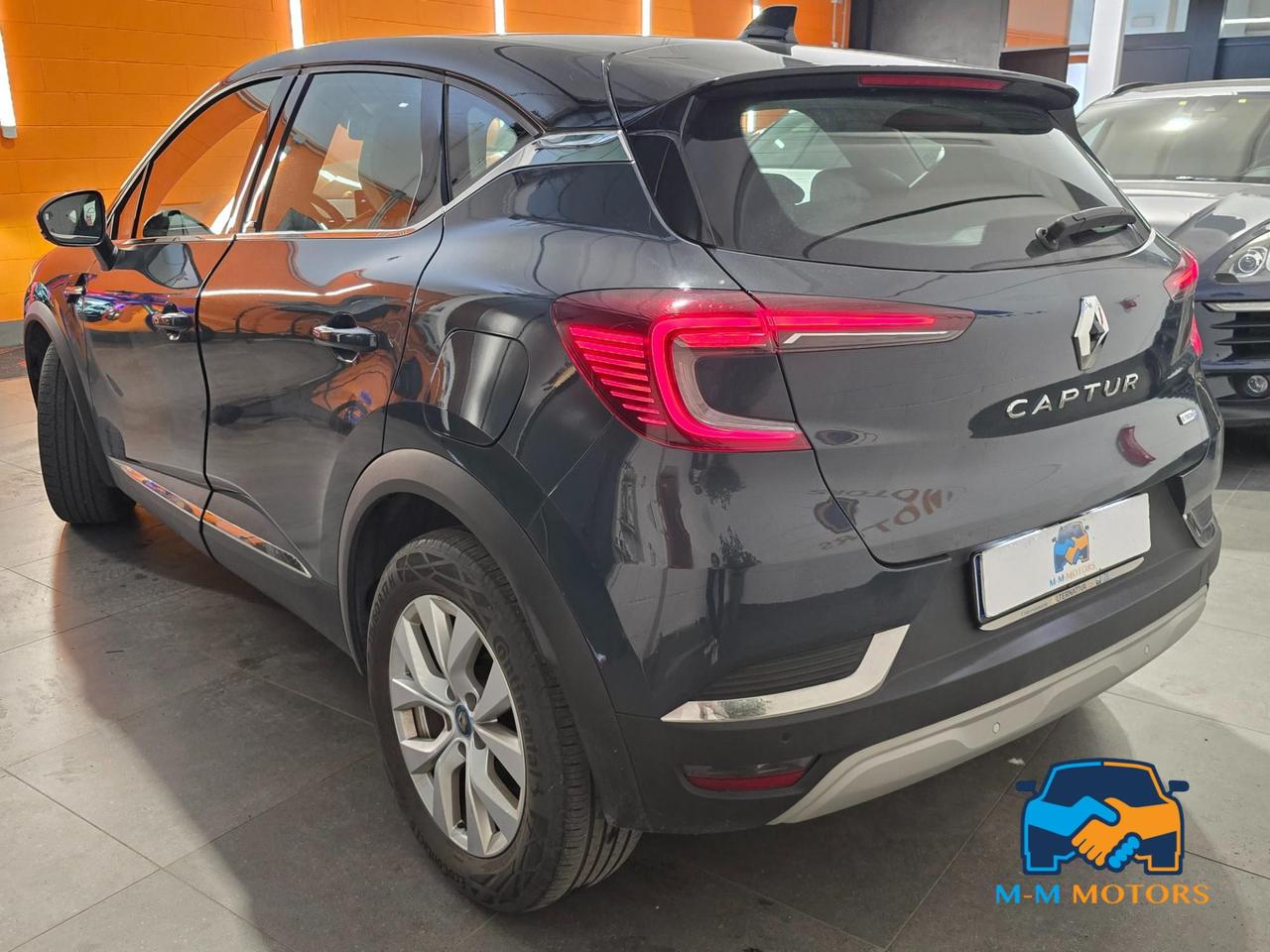 Renault Captur 1.6 E-Tech phev Intens 160cv auto my21