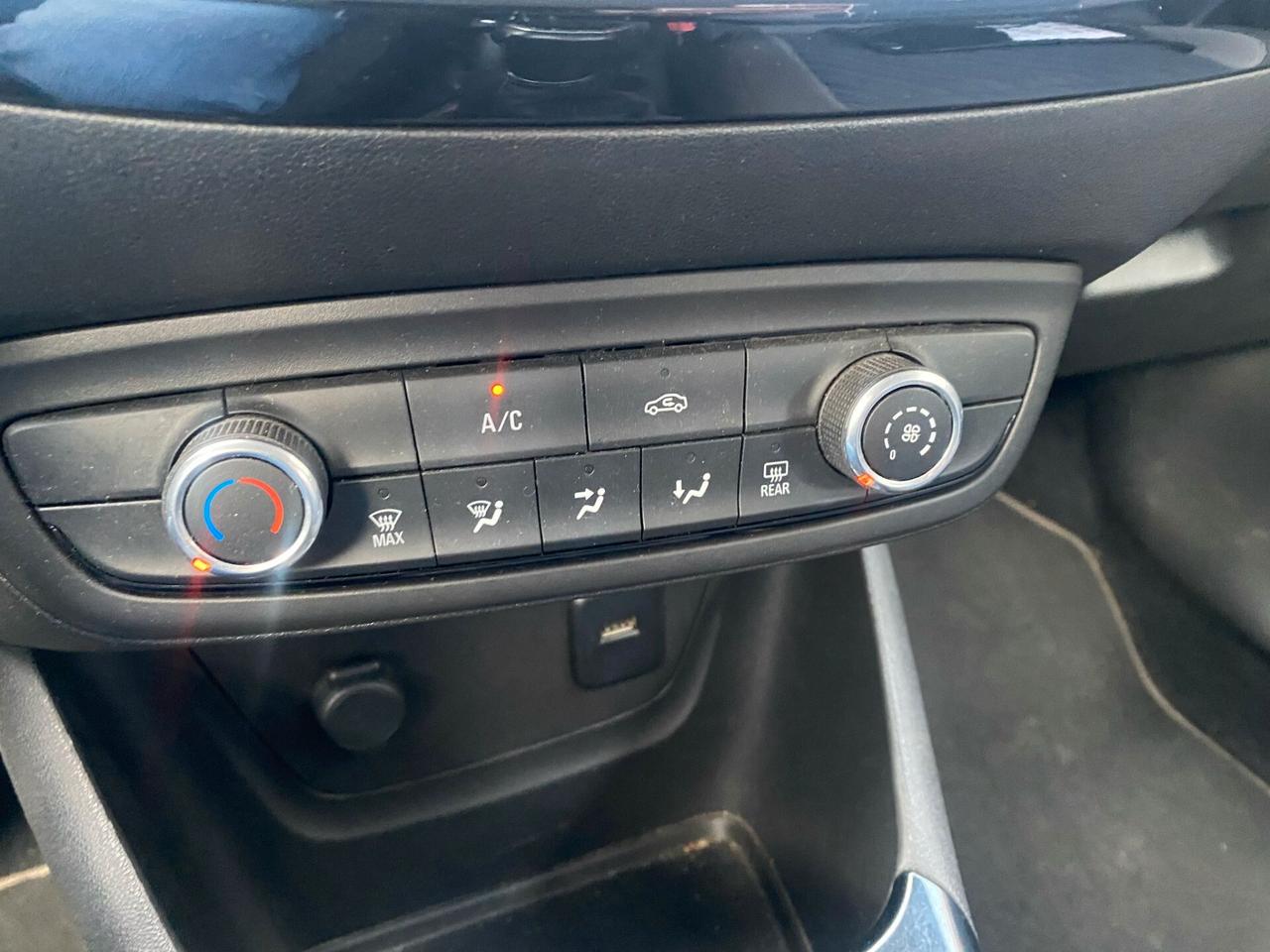 Opel Crossland X 1.2 12V Innovation