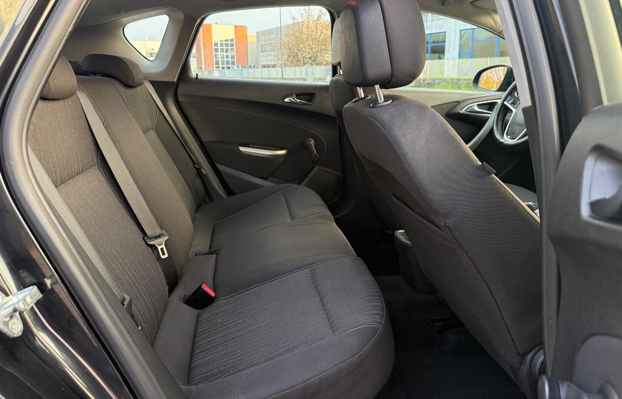 Opel Astra 1.7 CDTI 110CV 5 porte Cosmo