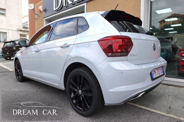 VOLKSWAGEN Polo 1.6 TDI 95 CV 5p. R-LINE PNEUMATICI 4SEASONS NUOVI