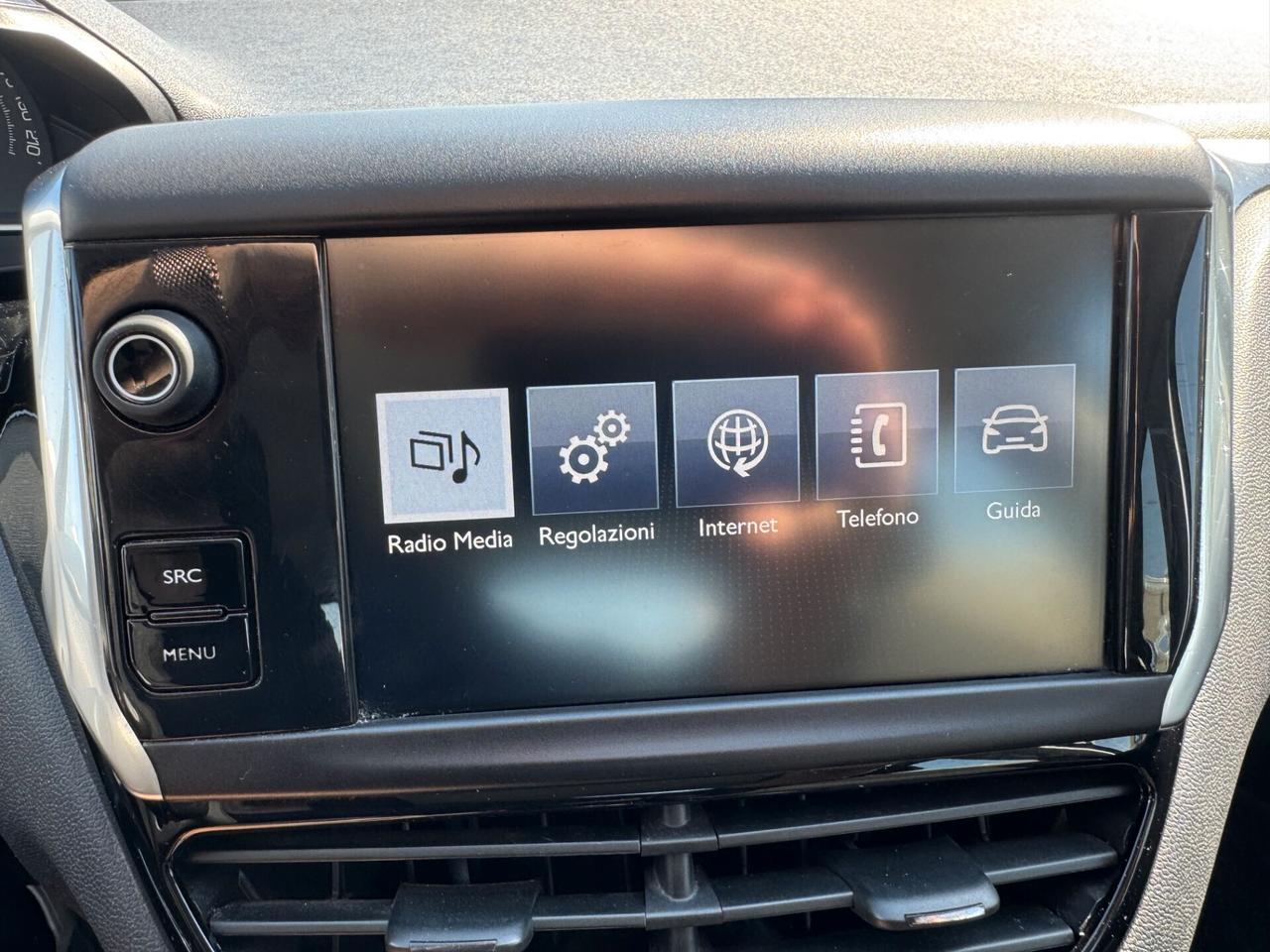 Peugeot 208 Active 1.4 HDI 68CV 5 porte