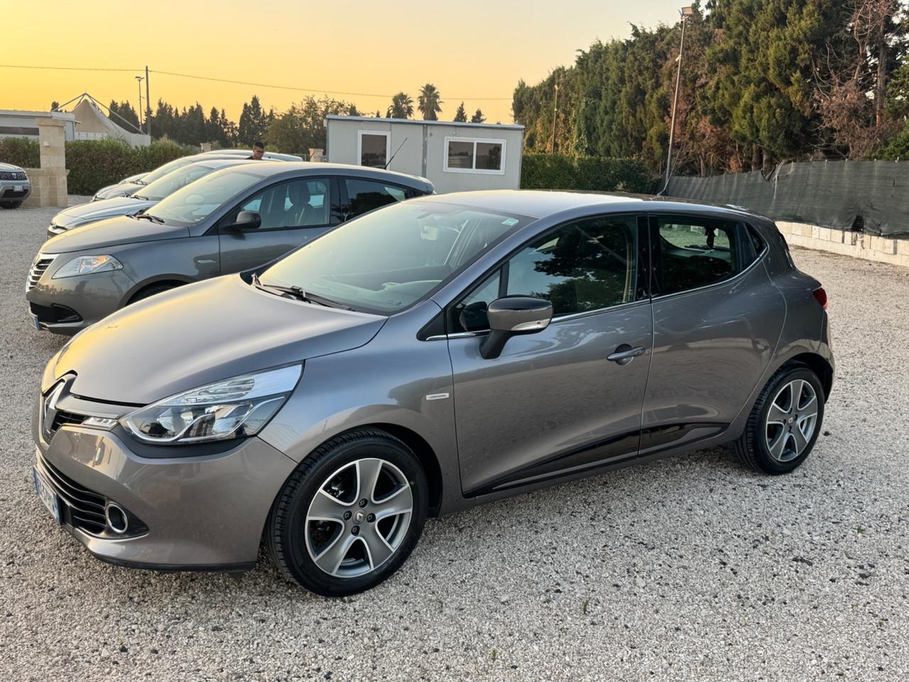 Renault Clio 1.2 75CV 5 porte Costume National