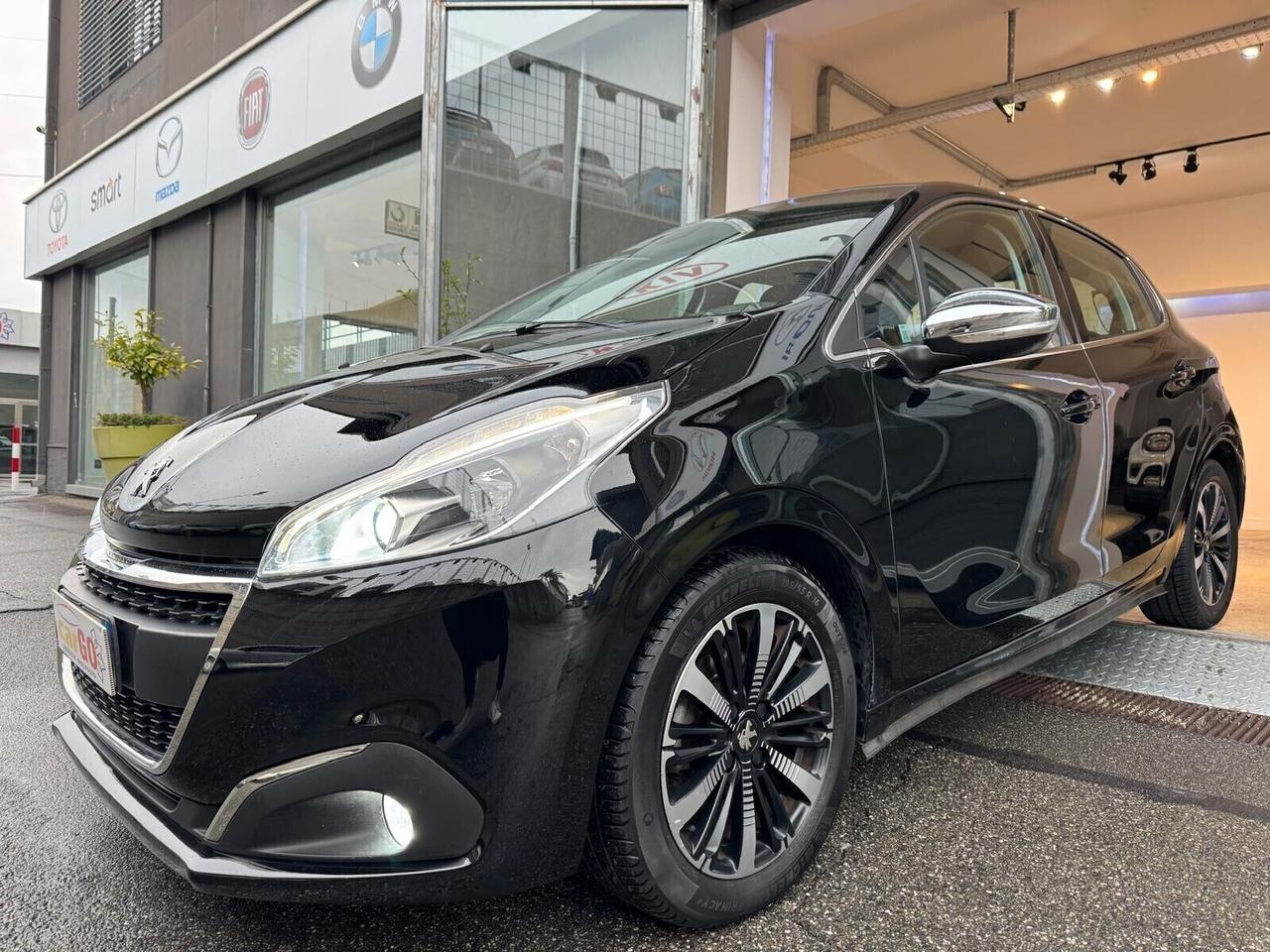 Peugeot 208 PureTech Turbo 110 EAT6 S&S 5 porte Allure