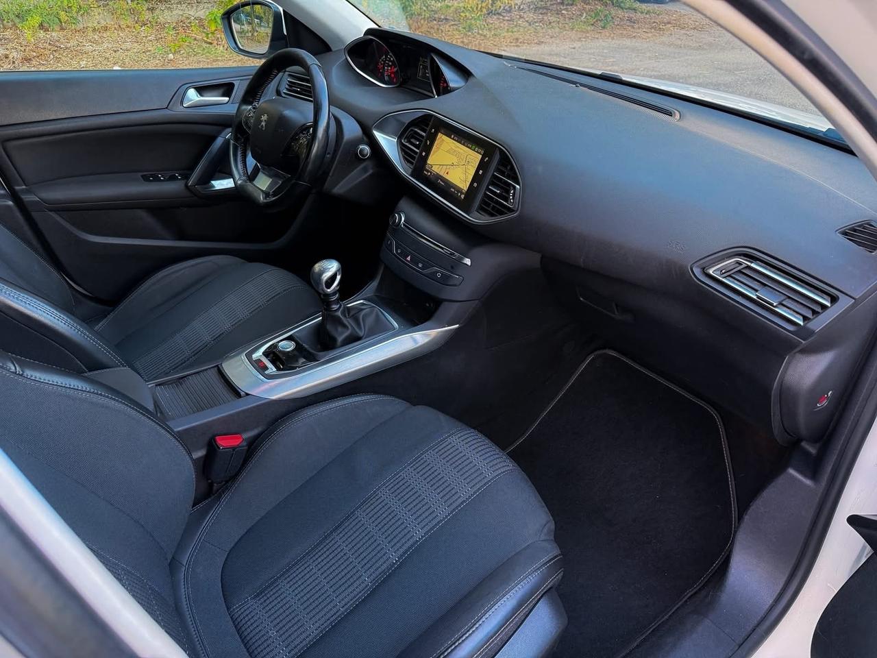 Peugeot 308 BlueHDi 150 S&S SW Allure