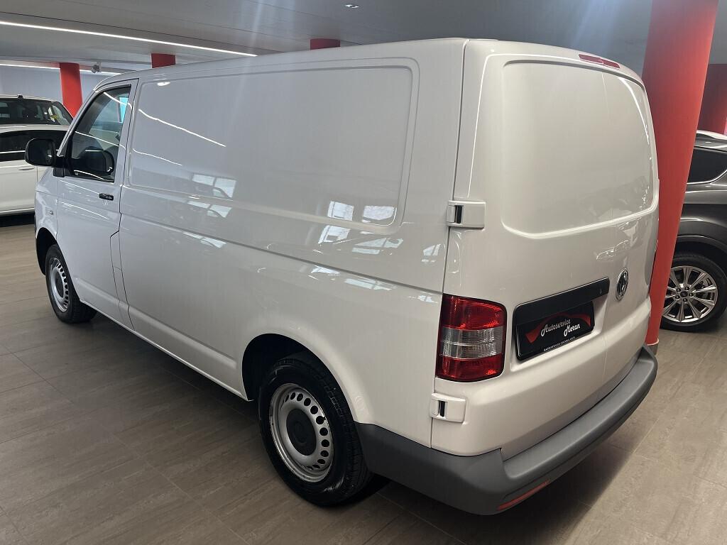 Volkswagen Transporter T5 2.0 TDI corto