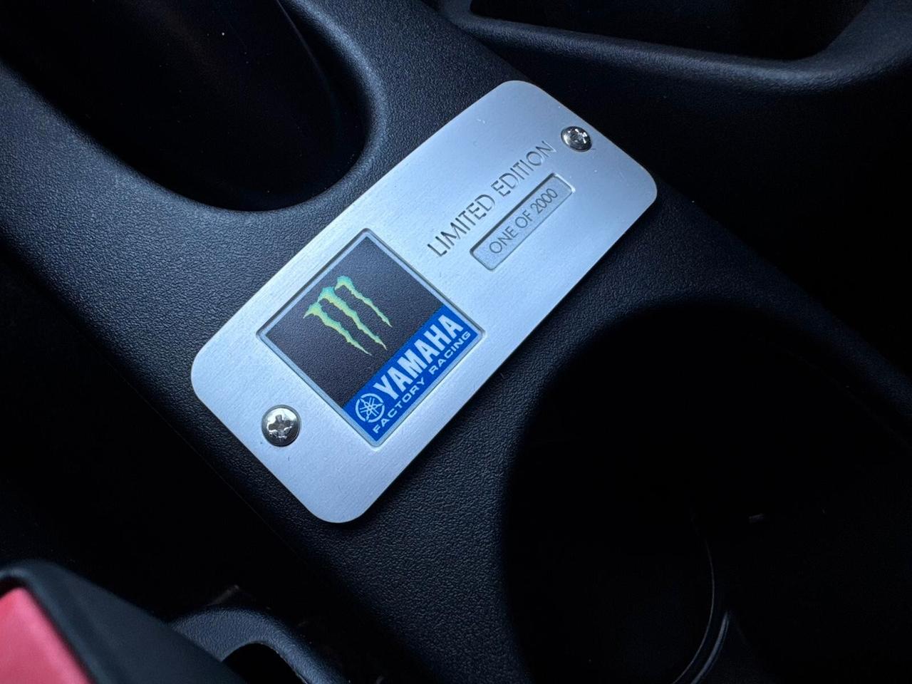 Abarth 595 1.4 Turbo T-Jet 165 CV Monster Energy Yamaha